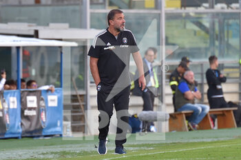 2022-11-05 - Head coach of Pisa Luca D'Angelo - AC PISA VS COSENZA CALCIO - ITALIAN SERIE B - SOCCER