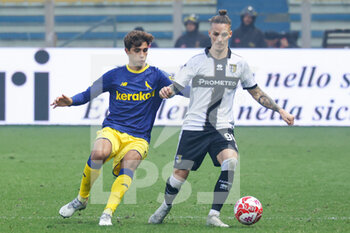 2022-11-26 - Fabio Ponsi (Modena) and Denny Man (Parma) 26/11/22 Parma VS Modena Calcio-Serie B - PARMA CALCIO VS MODENA FC - ITALIAN SERIE B - SOCCER