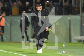 2022-11-26 - Head coach of Ternana Cristiano Lucarelli disappointment - AC PISA VS TERNANA CALCIO - ITALIAN SERIE B - SOCCER