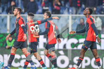 2022-12-08 - Team Genoa celebrates after scoring a goal 2 - 0 - GENOA CFC VS FC SUDTIROL - ITALIAN SERIE B - SOCCER