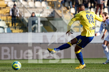 2022-12-18 - The penalty of Davide Diaw (Modena) - MODENA FC VS BENEVENTO CALCIO - ITALIAN SERIE B - SOCCER