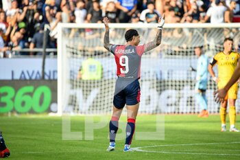 2022-11-12 - Gianluca Lapadula of Cagliari Calcio, Esultanza, Joy After scoring goal, - CAGLIARI CALCIO VS AC PISA - ITALIAN SERIE B - SOCCER