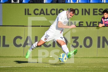 2022-12-26 - Pietro Martino of Cosenza Calcio - CAGLIARI VS COSENZA - ITALIAN SERIE B - SOCCER
