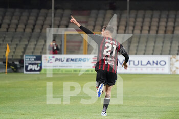 2022-04-11 - Vincenzo Garofalo (Calcio Foggia 1920) celebrates after scoring a goal - FOGGIA VS CATANZARO - ITALIAN SERIE C - SOCCER