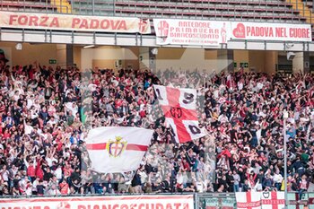 2022-05-29 - Padova's supporters - PLAYOFF - CALCIO PADOVA VS US CATANZARO - ITALIAN SERIE C - SOCCER