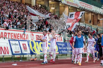 2022-05-29 - Padova happiness under supporters - PLAYOFF - CALCIO PADOVA VS US CATANZARO - ITALIAN SERIE C - SOCCER