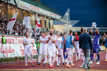 2022-05-29 - Padova happiness under supporters - PLAYOFF - CALCIO PADOVA VS US CATANZARO - ITALIAN SERIE C - SOCCER