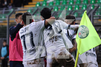 2022-12-04 - Potenza players celebrating Andrea Di Grazia (#11 - Potenza Calcio) goal - MONOPOLI VS POTENZA - ITALIAN SERIE C - SOCCER
