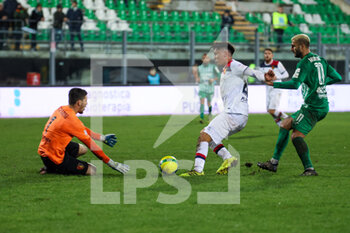 2022-12-04 - Manuel Gasparini (#1 - Potenza Calcio) recover the ball - MONOPOLI VS POTENZA - ITALIAN SERIE C - SOCCER