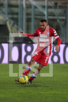 2022-12-11 - Luigi Cuppone (#27 - Pescara) in action - MONOPOLI VS PESCARA - ITALIAN SERIE C - SOCCER