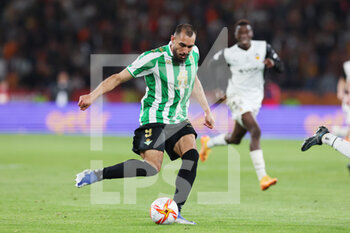 2022-04-23 - Borja Iglesias of Real Betis during the Spanish Cup, Copa del Rey, Final football match between Real Betis Balompie and Valencia CF on April 23, 2022 at Estadio de la Cartuja in Sevilla, Spain - FINAL - REAL BETIS BALOMPIE VS VALENCIA CF - SPANISH CUP - SOCCER