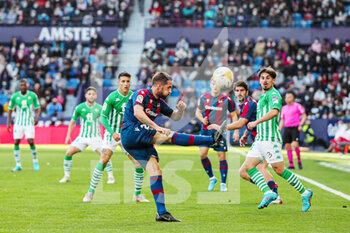 2022-02-13 - Jorge Miramon of Levante during the Spanish championship La Liga football match between Levante UD and Real Betis Balompie on February 13, 2022 at the Ciutat de Valencia Stadium in Valencia, Spain - LEVANTE UD VS REAL BETIS BALOMPIE - SPANISH LA LIGA - SOCCER