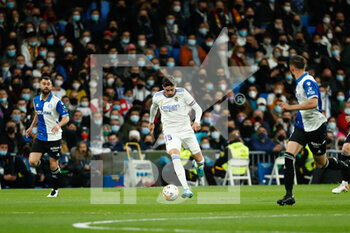 2022-02-19 - Federico Valverde of Real Madrid during the Spanish championship La Liga football match between Real Madrid and Deportivo Alaves on February 19, 2022 at Santiago Bernabeu stadium in Madrid, Spain - REAL MADRID VS DEPORTIVO ALAVES - SPANISH LA LIGA - SOCCER