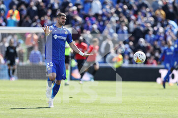 2022-04-02 - Stefan Mitrovic of Getafe in action during the Spanish championship La Liga football match between Getafe CF and RCD Mallorca on april 2, 2022 at Coliseum Alfonso Perez in Getafe, Madrid, Spain - GETAFE CF VS RCD MALLORCA - SPANISH LA LIGA - SOCCER