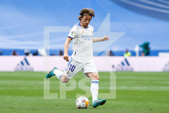 2022-04-30 - Luka Modric of Real Madrid during the Spanish championship La Liga football match between Real Madrid and Espanyol on April 30, 2022 in Madrid, Spain - REAL MADRID VS ESPANYOL - SPANISH LA LIGA - SOCCER