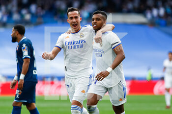 2022-04-30 - Rodrygo Silva De Goes of Real Madrid celebrates a goal with Lucas Vazquez during the Spanish championship La Liga football match between Real Madrid and Espanyol on April 30, 2022 in Madrid, Spain - REAL MADRID VS ESPANYOL - SPANISH LA LIGA - SOCCER