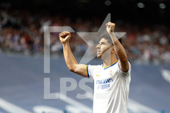 2022-04-30 - Marco Asensio of Real Madrid celebrates a goal during the Spanish championship La Liga football match between Real Madrid and Espanyol on April 30, 2022 in Madrid, Spain - REAL MADRID VS ESPANYOL - SPANISH LA LIGA - SOCCER