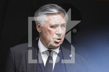 2022-04-30 - 30.04.2022, Madrid, Spain. Real Madrid Head Coach Carlo Ancelotti getting into the field during the LaLiga Santander match between Real Madrid and RCD Espanyol at Estadio Santiago Bernabeu on 30 April 2022 in Madrid, Spain. - REAL MADRID VS RCD ESPANYOL - SPANISH LA LIGA - SOCCER