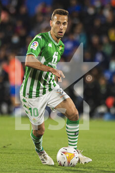 2022-05-02 - 30.04.2022, Madrid, Spain. Sergio Canales of Real Betis in action during the LaLiga Santander match between Getafe Cf and Real Betis at Estadio Coliseum Alfonso Perez on 2 May 2022 in Getafe, Spain. - GETAFE CF VS REAL BETIS - SPANISH LA LIGA - SOCCER