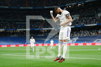2022-05-12 - Karim Benzema of Real Madrid celebrates a goal during the Spanish championship La Liga football match between Real Madrid and Levante UD on May 12, 2022 at Santiago Bernabeu stadium in Madrid, Spain - REAL MADRID VS LEVANTE UD - SPANISH LA LIGA - SOCCER