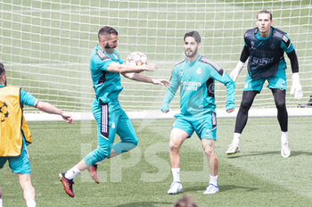 2022-05-24 - 24.05.2022, Madrid, Spain. Karim Benzema of Real Madrid CF controls the ball during open media day Real Madrid at Ciudad deportiva Real Madrid on 24 Mal 2022 in Madrid Spain. - OPEN MEDIA DAY REAL MADRID - SPANISH LA LIGA - SOCCER