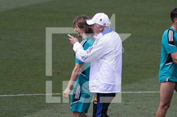 2022-05-24 - 24.05.2022, Madrid, Spain. Luka Modric of Real Madrid CF (R) talks with Real Madrid Head Coach Carlo Ancelotti (L)  during open media day Real Madrid at Ciudad deportiva Real Madrid on 24 Mal 2022 in Madrid Spain. - OPEN MEDIA DAY REAL MADRID - SPANISH LA LIGA - SOCCER