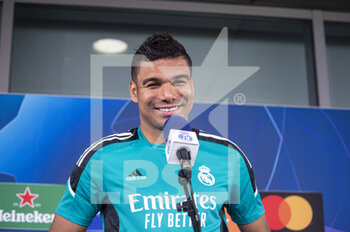 2022-05-24 - 24.05.2022, Madrid, Spain. Carlos Casemiro of Real Madrid CF is interviewed during open media day Real Madrid at Ciudad deportiva Real Madrid on 24 Mal 2022 in Madrid Spain. - OPEN MEDIA DAY REAL MADRID - SPANISH LA LIGA - SOCCER