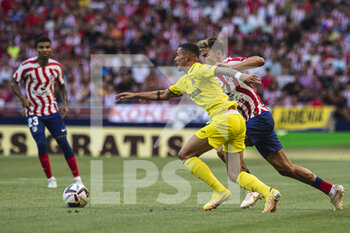 2022-08-21 - 21.08.2022, Madrid, Yeremi Pino of Villarreal CF (L) is chased by Marcos Llorente of Atletico de Madrid (R) Spain. during the LaLiga Santander match between Atletico de Madrid and Villarreal CF at Wanda Metropolitano on 22 August 2022 in Madrid, Spain. - LALIGA SANTANDER 2022/2023 - ATLETICO DE MADRID VS VILLARREAL CF - SPANISH LA LIGA - SOCCER
