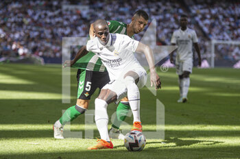2022-09-03 - 03.09.2022, Madrid, Spain. Ferland Mendy of Real Madrid CF (L) battles for the ball with Guido Rodriguez of Real Betis (R) during the LaLiga Santander match between Real Madrid CF and Real Betis at Santiago Bernabeu on 3 September 2022 in Madrid, Spain. - LALIGA SANTANDER 2021/2023- REAL MADRID VS REAL BETIS - SPANISH LA LIGA - SOCCER