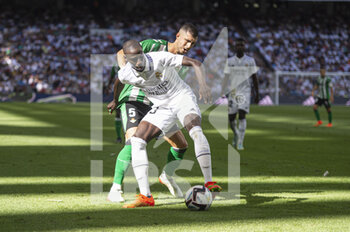 2022-09-03 - 03.09.2022, Madrid, Spain. Ferland Mendy of Real Madrid CF (L) battles for the ball with Guido Rodriguez of Real Betis (R) during the LaLiga Santander match between Real Madrid CF and Real Betis at Santiago Bernabeu on 3 September 2022 in Madrid, Spain. - LALIGA SANTANDER 2021/2023- REAL MADRID VS REAL BETIS - SPANISH LA LIGA - SOCCER