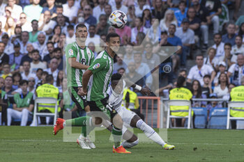 2022-09-03 - Luiz Felipe of Real Betis (L) and Vinicius Junior of Real Madrid CF (R) during the Spanish championship La Liga football match between Real Madrid and Real Betis on September 3, 2022 at Santiago Bernabeu stadium in Madrid, Spain - FOOTBALL - SPANISH CHAMP - REAL MADRID V REAL BETIS - SPANISH LA LIGA - SOCCER