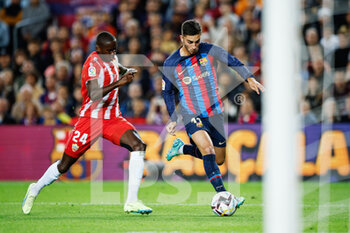 2022-11-05 - Ferran Torres of FC Barcelona and Mendes of UD Almeria in action during the FC Barcelona v UD Almeria match of La Liga at Spotify Camp Nou Stadium in Barcelona, Spain, on November 05th, 2022. - FOOTBALL - SPANISH CHAMP - FC BARCELONA V ALMERIA - SPANISH LA LIGA - SOCCER
