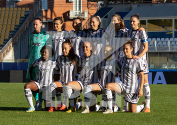 2022-11-05 - Juventus Line Up - FINAL - JUVENTUS FC VS AS ROMA - WOMEN SUPERCOPPA - SOCCER