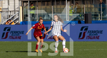 2022-11-05 - Giada Greggi(Roma) and Julia Grosso(Juventus) - FINAL - JUVENTUS FC VS AS ROMA - WOMEN SUPERCOPPA - SOCCER