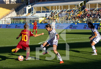 2022-11-05 - Manuela Giugliano (Roma) and Cecilia Salvai(Juventus) - FINAL - JUVENTUS FC VS AS ROMA - WOMEN SUPERCOPPA - SOCCER