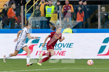 2022-11-05 - Emilie Haavi(Roma) and Martina Lenzini(Juventus) - FINAL - JUVENTUS FC VS AS ROMA - WOMEN SUPERCOPPA - SOCCER