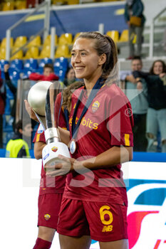 2022-11-05 - Roma Elin Landstrom Cup Celebration - FINAL - JUVENTUS FC VS AS ROMA - WOMEN SUPERCOPPA - SOCCER
