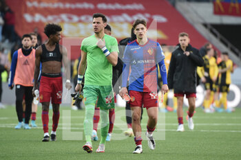 2022-02-13 - February 13, 2022, Bern, Wankdorf, Super League: BSC Young Boys - FC Basel 1893, #1 goalkeeper Heinz Lindner and #3 Noah Katterbach (Basel) are disappointed after the defeat. - BSC YOUNG BOYS VS FC BASEL 1893 - SWISS SUPER LEAGUE - SOCCER