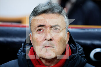 2022-01-23 - Head coach Domenec Torrent Font of Galatasaray during the Turkish championship Super Lig football match between Galatasaray and Trabzonspor on January 23, 2022 at Nef Stadyumu in Istanbul, Turkey - GALATASARAY VS TRABZONSPOR - TURKISH SUPER LEAGUE - SOCCER