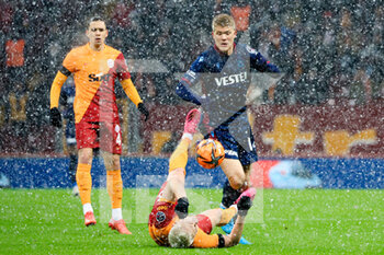 2022-01-23 - Andreas Cornelius of Trabzonspor during the Turkish championship Super Lig football match between Galatasaray and Trabzonspor on January 23, 2022 at Nef Stadyumu in Istanbul, Turkey - GALATASARAY VS TRABZONSPOR - TURKISH SUPER LEAGUE - SOCCER