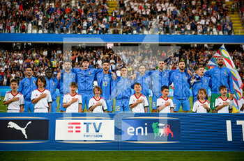 2022-06-07 - Italy team line up during national anthem - ITALY VS HUNGARY - UEFA NATIONS LEAGUE - SOCCER