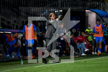 2022-06-07 - Italy's head coach Roberto Mancini gestures - ITALY VS HUNGARY - UEFA NATIONS LEAGUE - SOCCER