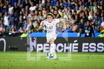 2022-06-07 - Hungary's Callum Styles portrait in action - ITALY VS HUNGARY - UEFA NATIONS LEAGUE - SOCCER