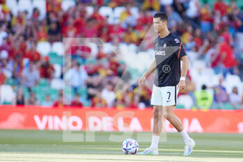 2022-06-02 - Cristiano Ronaldo of Portugal warms up during the UEFA Nations League, League A - Group A2 football match between Spain and Portugal on June 2, 2022 at Benito Villamarin stadium in Sevilla, Spain - FOOTBALL - NATIONS LEAGUE - SPAIN V PORTUGAL - UEFA NATIONS LEAGUE - SOCCER