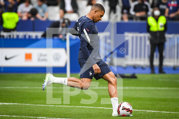 2022-06-03 - Kylian MBAPPE of France during the UEFA Nations League, League A - Group 1 football match between France and Denmark on June 3, 2022 at Stade de France in Saint-Denis near Paris, France - FOOTBALL - NATIONS LEAGUE - FRANCE V DENMARK - UEFA NATIONS LEAGUE - SOCCER
