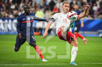 2022-06-03 - N'Golo KANTE of France and Christian ERIKSEN of Denmark during the UEFA Nations League, League A - Group 1 football match between France and Denmark on June 3, 2022 at Stade de France in Saint-Denis near Paris, France - FOOTBALL - NATIONS LEAGUE - FRANCE V DENMARK - UEFA NATIONS LEAGUE - SOCCER