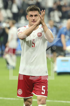 2022-06-03 - Joakim Maehle of Denmark celebrates the victory following the UEFA Nations League League A - Group 1 football match between France and Denmark on June 3, 2022 at Stade de France in Saint-Denis near Paris, France - FOOTBALL - NATIONS LEAGUE - FRANCE V DENMARK - UEFA NATIONS LEAGUE - SOCCER