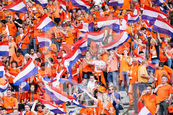 2022-06-03 - Fans of the Netherlands during the UEFA Nations League 2022, League A Group 4 football match between Belgium and Netherlands on June 3, 2022 at the King Baudouin Stadium in Brussels, Belgium - FOOTBALL - NATIONS LEAGUE 2022 - BELGIUM V NETHERLANDS - UEFA NATIONS LEAGUE - SOCCER