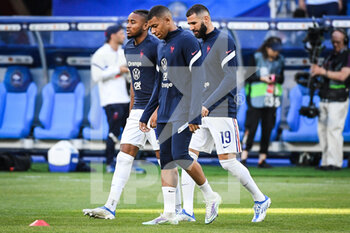 2022-06-13 - Christopher NKUNKU of France, Karim BENZEMA of France and Kylian MBAPPE of France during the UEFA Nations League, League A - Group 1 football match between France and Croatia on June 13, 2022 at Stade de France in Saint-Denis near Paris, France - FOOTBALL - NATIONS LEAGUE - FRANCE V CROATIA - UEFA NATIONS LEAGUE - SOCCER