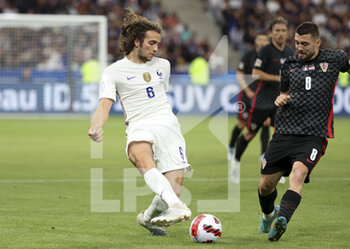 2022-06-13 - Matteo Guendouzi of France, Mateo Kovacic of Croatia during the UEFA Nations League, League A - Group 1 football match between France and Croatia on June 13, 2022 at Stade de France in Saint-Denis near Paris, France - FOOTBALL - NATIONS LEAGUE - FRANCE V CROATIA - UEFA NATIONS LEAGUE - SOCCER